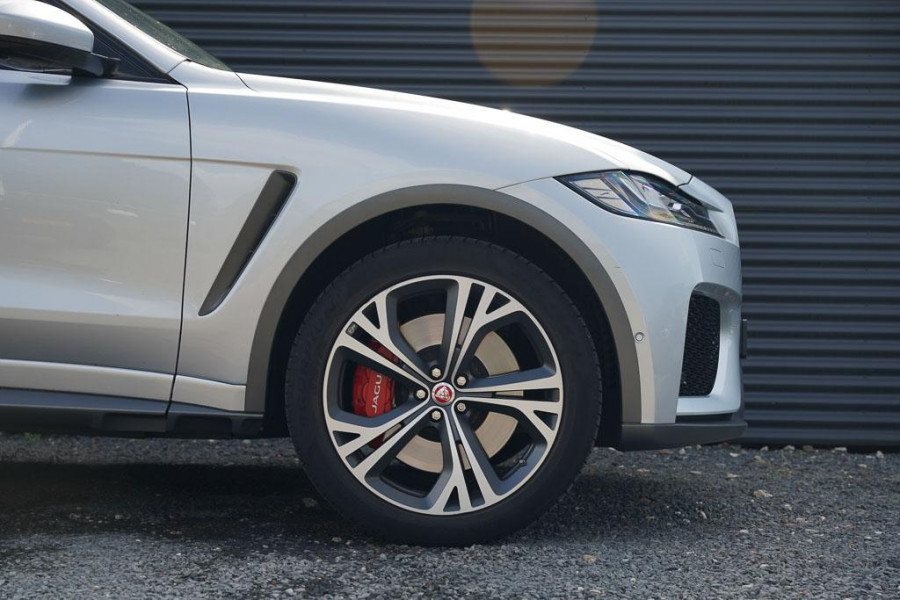 Jaguar F-Pace 5.0 V8 S/C AWD SVR / NL Auto / Pano / Meridian Surround / Trekhaak