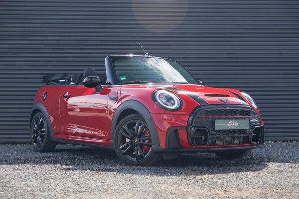 MINI Cabrio 2.0 John Cooper Works / 231 PK / NP 62731 / NL Auto / F1 Aut / HUD