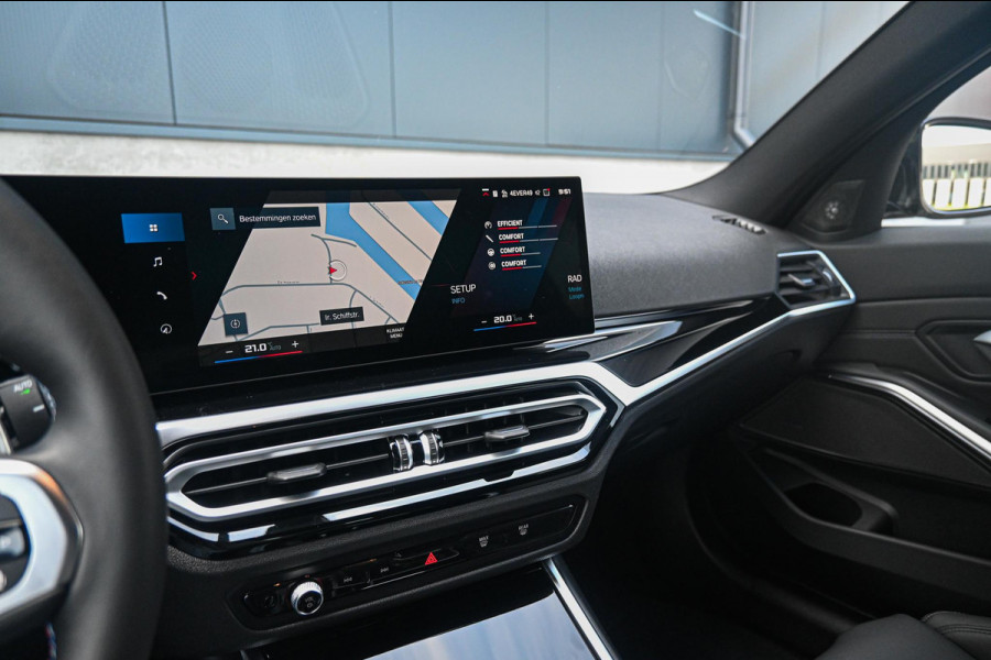 BMW 3 Serie Touring M3 xDrive Competition *HUD / Harman-Kardon / Stuurverwarming / M-Technic onderstel*