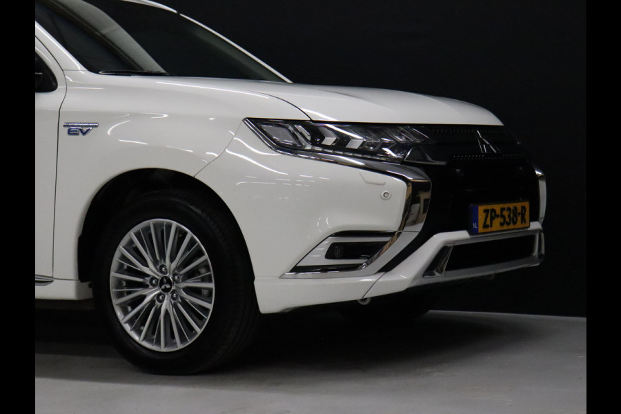 Mitsubishi Outlander 2.4 PHEV Intense [TREKHAAK, LEDER/ALCANTARA, CARPLAY/ANDROID, CRUISE, CLIMATE, LED, NIEUWSTAAT]