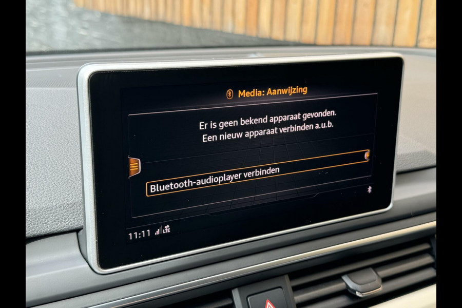 Audi A4 Avant 40 TFSI Sport S line Automaat | Pano | Leer | Bang&Olufsen Audio | Parkeersensoren voor en achter | Getint glas | Digitale