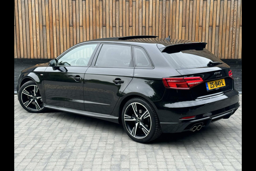 Audi A3 Sportback 35 TFSI S-line Automaat | Pano | Digitale dashboard | Stoelverwarming | Apple CarPlay | Getint glas | Zwart optiek