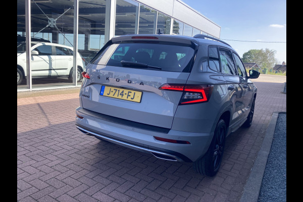 Škoda Karoq 1.5 TSi ACT 150pk Sportline Business VIRTUAL/KEYLESS/CAMERA/NAVI/CARPLAY/DAB/PDC