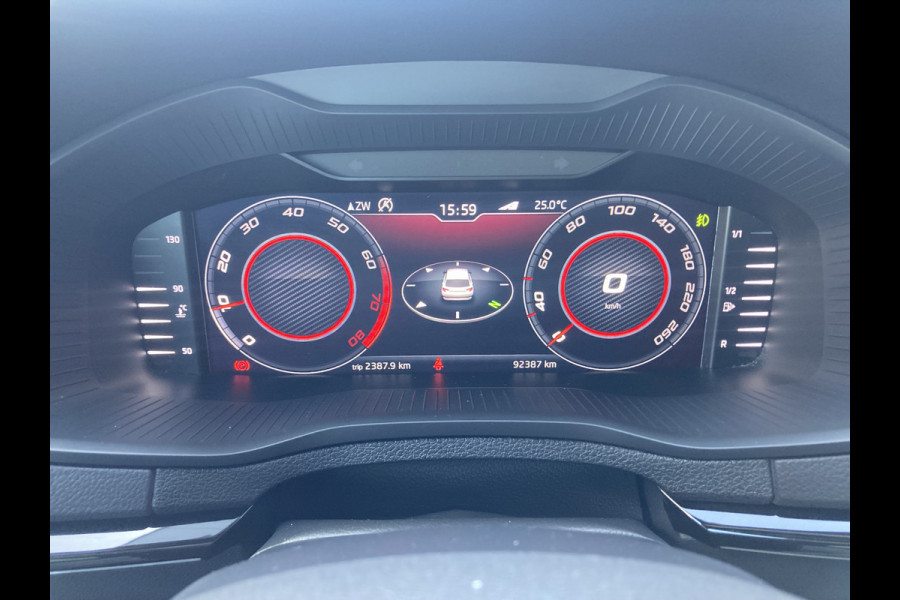 Škoda Karoq 1.5 TSi ACT 150pk Sportline Business VIRTUAL/KEYLESS/CAMERA/NAVI/CARPLAY/DAB/PDC