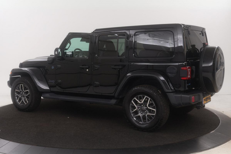 Jeep Wrangler Unlimited 4xe 380 Dual Top | Leder | Adaptive cruise | Camera | Stoel & stuurverwarming | Trekhaak | Full LED | Keyless | Navigatie | Alpine audio