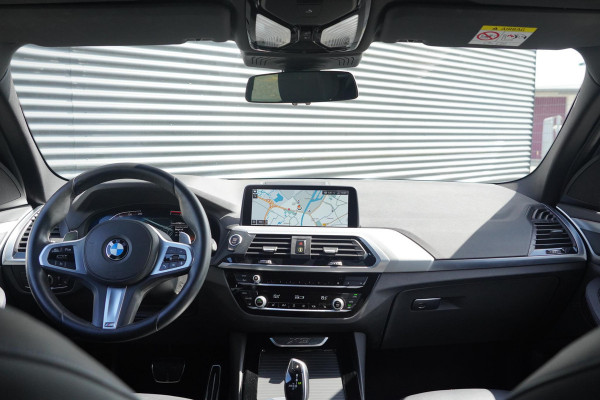 BMW X3 xDrive 20i High Exe / Pano / HUD / BTW / Leder / Stoelverwarming