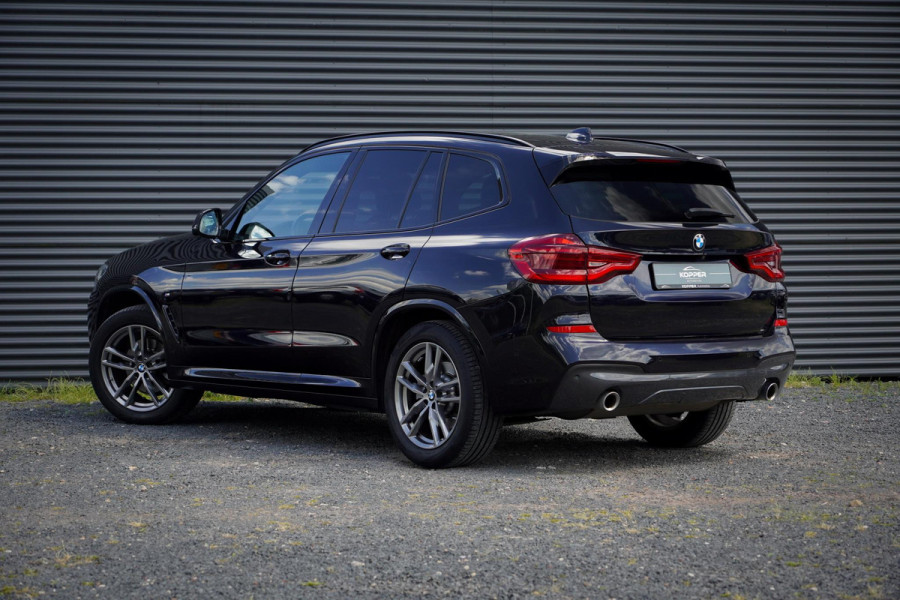 BMW X3 xDrive 20i High Exe / Pano / HUD / BTW / Leder / Stoelverwarming