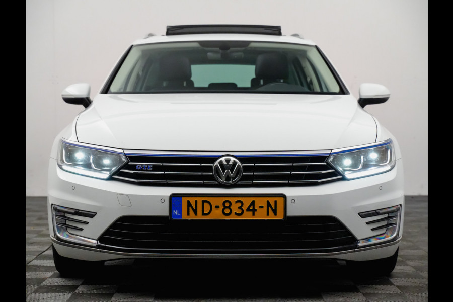 Volkswagen Passat Variant 1.4 TSI GTE 215pk Highline (panodak,keyless,navi,leer,360,sfeerverlichting)