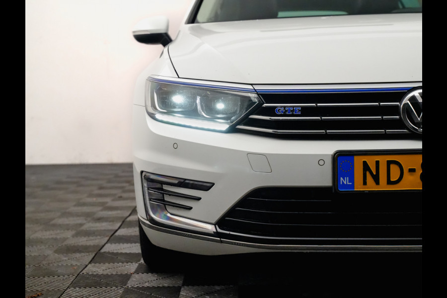 Volkswagen Passat Variant 1.4 TSI GTE 215pk Highline (panodak,keyless,navi,leer,360,sfeerverlichting)