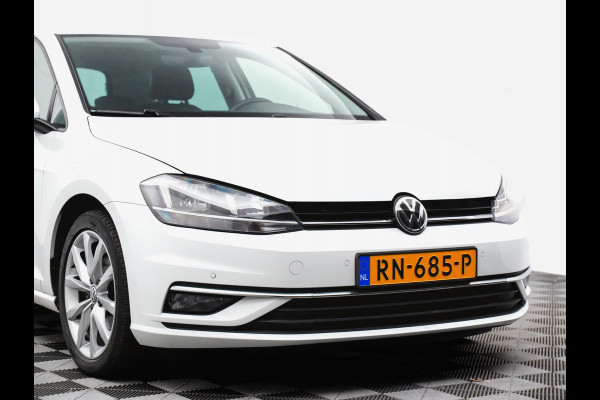 Volkswagen Golf TSI 110pk DSG/Aut7 Highline (groot navi,vitrual dash,camera,alcantara,massage)