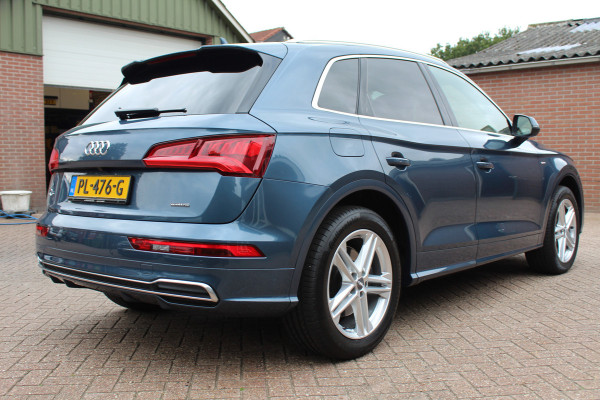 Audi Q5 2.0 TFSI quattr 3x S-Line ! Full Option ! 93 Dkm !