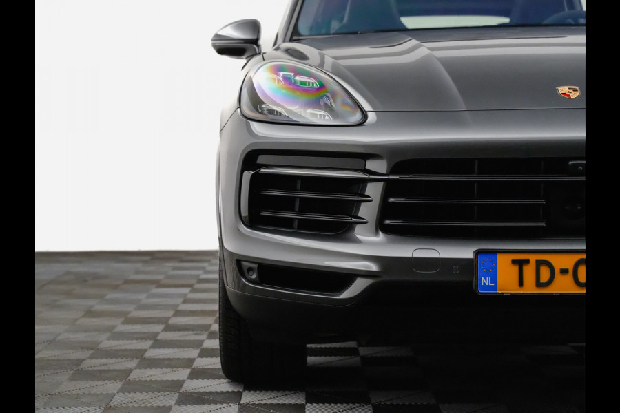 Porsche Cayenne 3.0 E-Hybrid 465pk Sport Chrono (carbon,stoelventilatie,alcantara hemel/stuur,panodak)