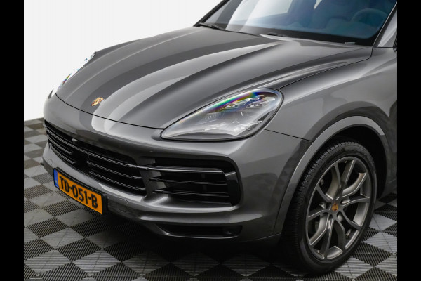 Porsche Cayenne 3.0 E-Hybrid 465pk Sport Chrono (carbon,stoelventilatie,alcantara hemel/stuur,panodak)