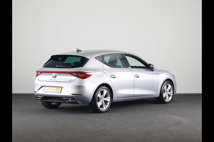 Seat Leon 1.0 TSI FR Business 110PK | Verlengde garantie | Technology pack | Keyless entry | Full Led koplampen |