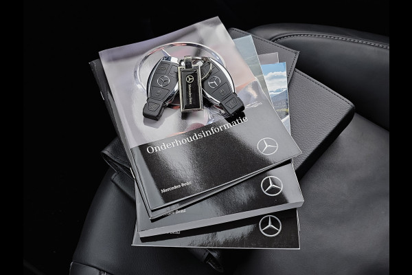 Mercedes-Benz V-Klasse 300d Extra Lang 240pk Aut DC AMG Avantgarde Edition (carbon,360,burmester,leer)