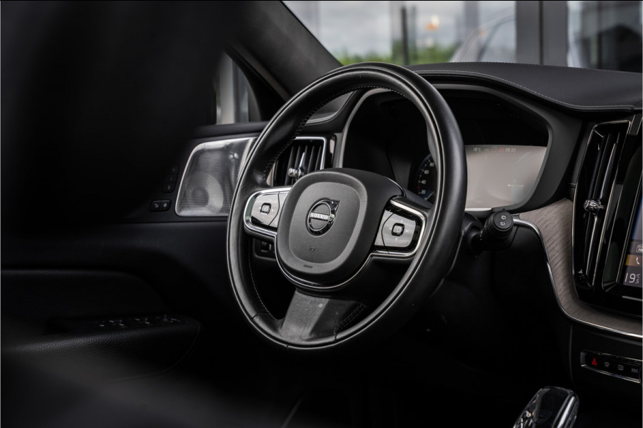 Volvo XC60 2.0 Recharge T6 AWD Inscription Panorama | B/W | HUD | Elektrische Trekhaak