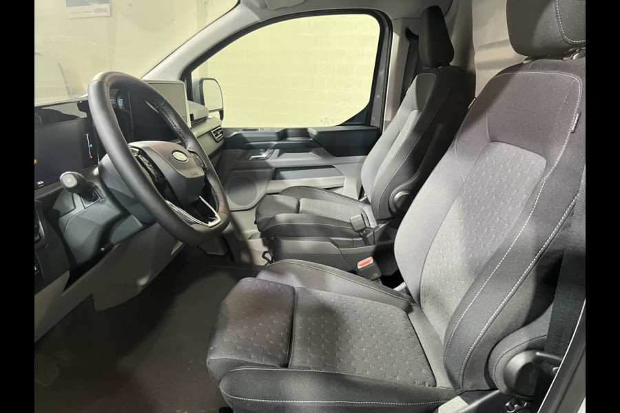 Ford Transit Custom 2.0 TDCI 170pk L2 H1 Limited Airco Navigatie Camera Adapt. Cruise 2x Schuifdeur 2x Stoel