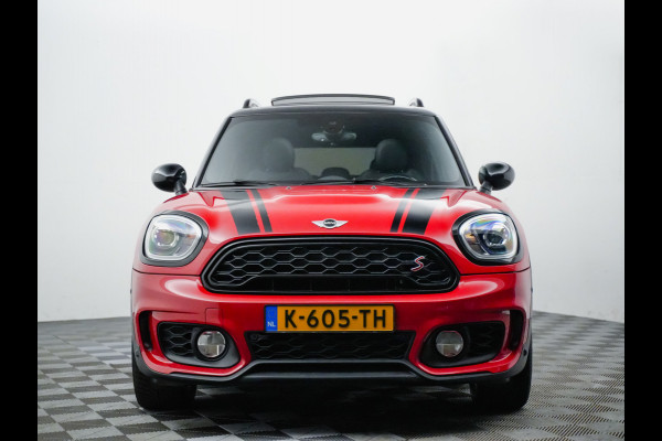 MINI Countryman 2.0 Cooper S John Cooper Works Aut8 235pk (panodak,leer,navi,xenon,keyless)