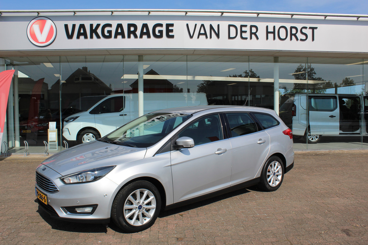 Ford FOCUS Wagon 1.5 Titanium ,150pk , 1500kg trekgewicht Navigatie , Cruise control , Climate control Stoel en stuurverwarming , Trekhaak