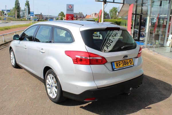 Ford FOCUS Wagon 1.5 Titanium ,150pk , 1500kg trekgewicht Navigatie , Cruise control , Climate control Stoel en stuurverwarming , Trekhaak