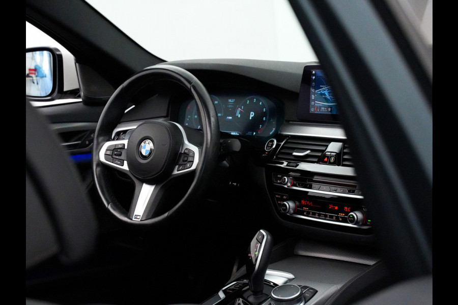 BMW 5 Serie 520i M-Sport Aut8 High Executive (head-up,harman kardon,360,panodak)