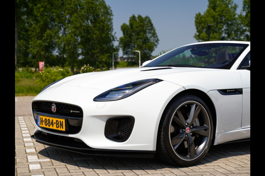 Jaguar F-Type 2.0T 300pk R-Dynamic (1e eigenaar, full carbon, nieuwstaat)