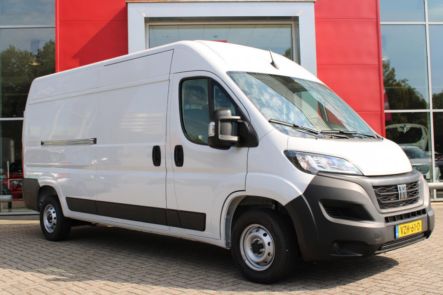 Fiat Ducato 33 2.2 MultiJet 140PK L3H2 | ACHTERUITRIJ CAMERA | APPLE CARPLAY/ANDROID AUTO | 3-ZITS | CRUISE CONTROL | CLIMATE CONTROL | DAB+ RADIO | NIEUWE BUS! |