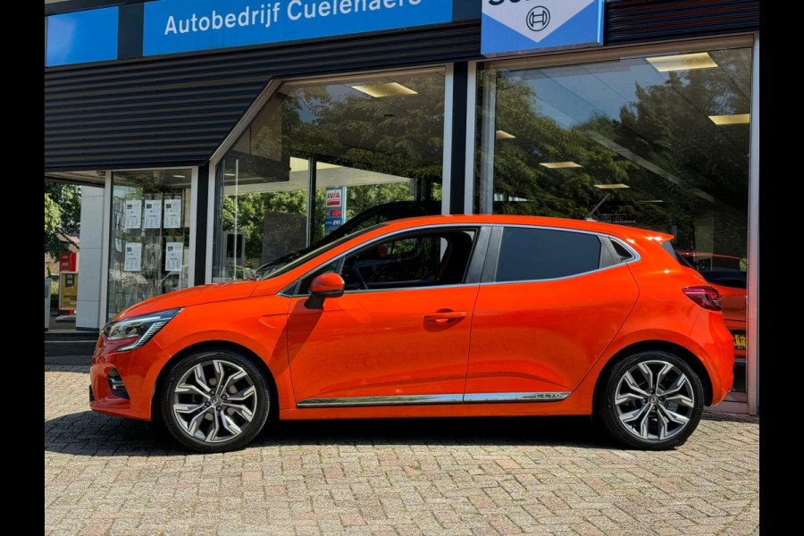 Renault Clio TCe 100 Intens LM 17'' / Groot navi / Parkeersensoren & camera / Full LED / Keyless