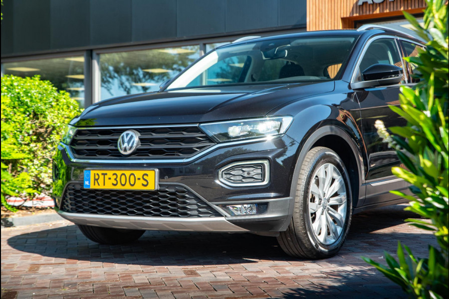 Volkswagen T-Roc 2.0 TSI 4Motion Sport Adapt. Cruise Virtual Dash DAB+ Carplay Navi 17''LM