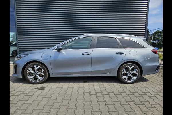 Kia Ceed Sportswagon 1.6 GDI ExecutiveLine Plug In Hybrid PHEV | Panodak | Adaptive Cruise | Lederen Sportstoelen Memory | Apple Carplay | Camera |