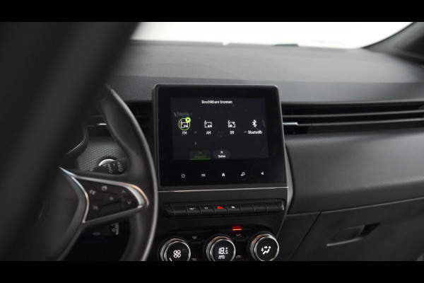 Renault Clio TCe 100 EDC Intens l Automaat l Apple Carplay | Parkeersensoren | Camera