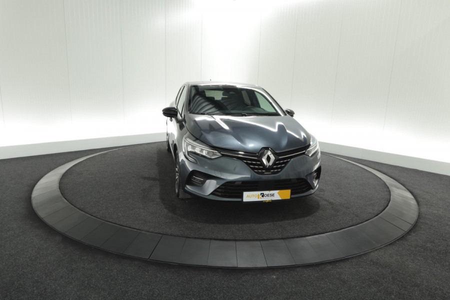 Renault Clio TCe 100 EDC Intens l Automaat l Apple Carplay | Parkeersensoren | Camera