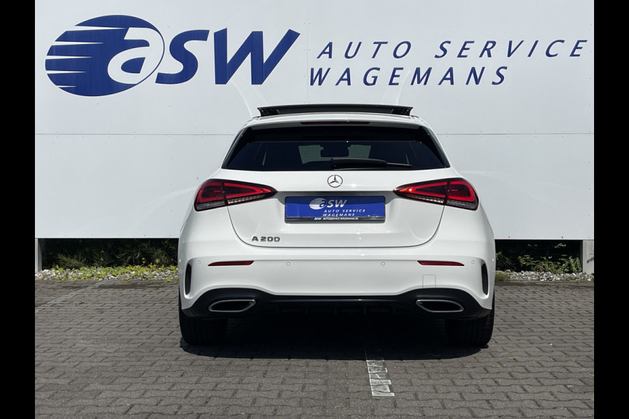 Mercedes-Benz A-Klasse 200 Business Solution AMG | Pano | Ambient Light | Camera | Night | Keyless | LED | 19 inch