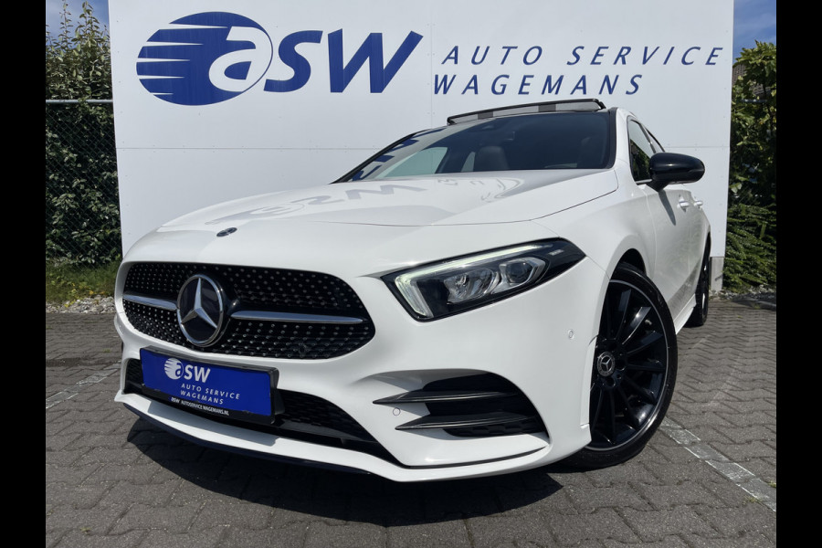 Mercedes-Benz A-Klasse 200 Business Solution AMG | Pano | Ambient Light | Camera | Night | Keyless | LED | 19 inch