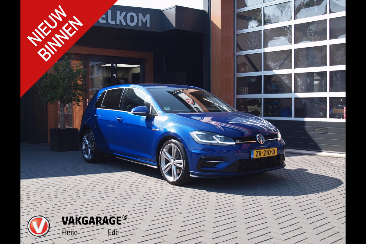 Volkswagen Golf 1.5 TSI Highline Business R 150 PK | 2x R-Line | Apple Carplay | Camera | Dynaudio | Trekhaak | NL-Auto |