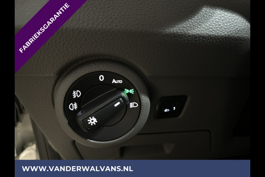 Volkswagen Transporter 2.0 TDI L2H1 Fabrieksgarantie Euro6 Airco | Navigatie | Apple Carplay | Cruisecontrol Android auto, parkeersensoren, trekhaak