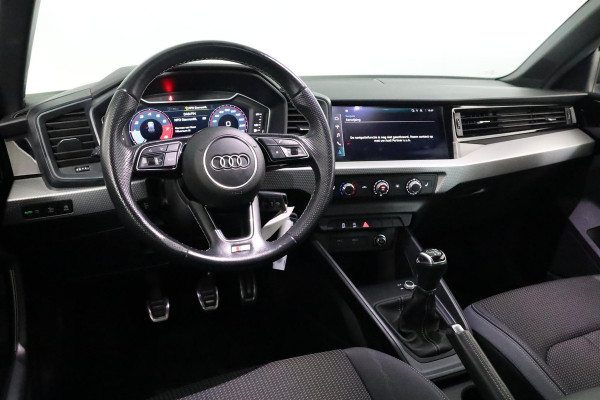 Audi A1 Sportback 25 TFSI Pro Line S 95PK | LED koplampen | Parkeersensoren | Stoelverwarming | Apple Carplay/Android Auto | S-line interieur & exterieur