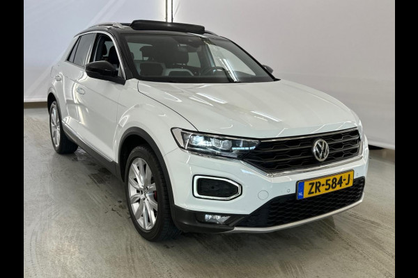 Volkswagen T-Roc 1.5 TSI Sport | R-Line - PANO - NL AUTO - NAP