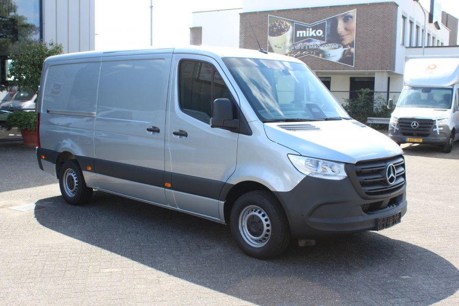 Mercedes-Benz Sprinter 315 CDI L2H1 Pro Smartphone integratie pakket, Parkeerpakket met camera