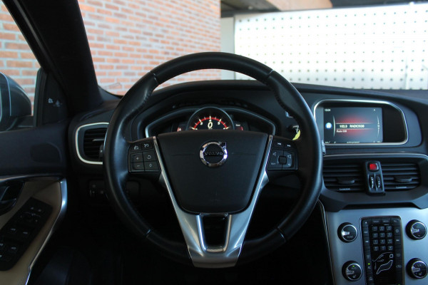 Volvo V40 2.0 T3 Nordic+