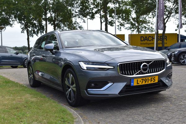 Volvo V60 B3 177PK Automaat Inscription | Trekhaak | ACC | Blis | Panoramadak | H&K | Camera | Stoelverwarming | Leder