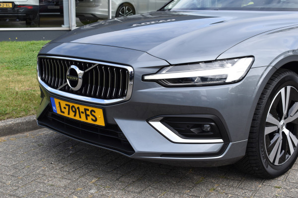 Volvo V60 B3 177PK Automaat Inscription | Trekhaak | ACC | Blis | Panoramadak | H&K | Camera | Stoelverwarming | Leder