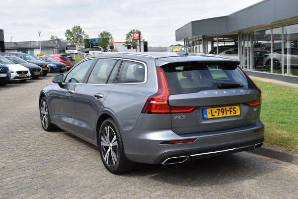 Volvo V60 B3 177PK Automaat Inscription | Trekhaak | ACC | Blis | Panoramadak | H&K | Camera | Stoelverwarming | Leder