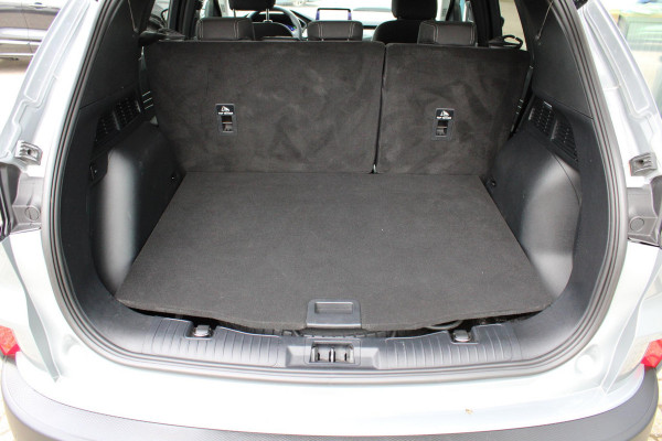 Ford Kuga 2.5 PHEV Titanium 225pk | Winterpack | Trekhaak | SYNC 3 Navigatie |1.500kg Trekgewicht |