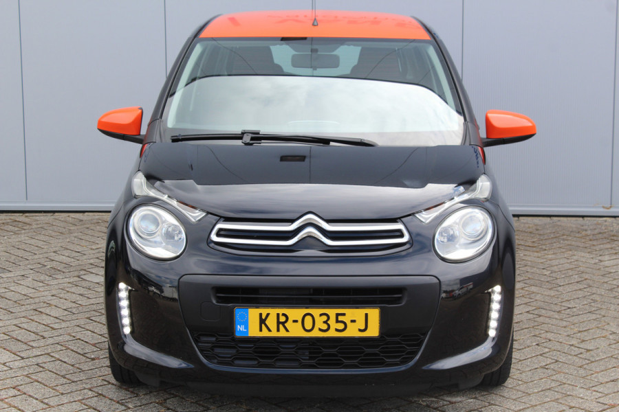 Citroën C1 1.0-70pk e-VTi Selection. Wegenbelasting slechts 23,- per mnd. ! Airco, 5drs., metallic lak, centrale portiervergr., USB aansluiting etc.