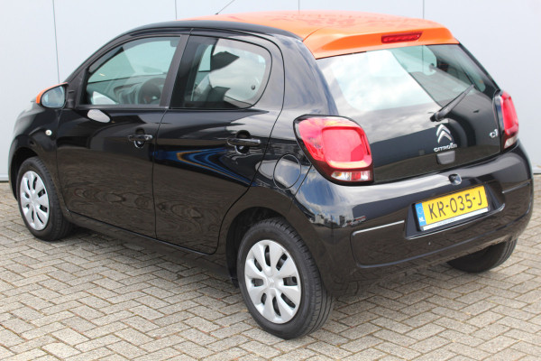 Citroën C1 1.0-70pk e-VTi Selection. Wegenbelasting slechts 23,- per mnd. ! Airco, 5drs., metallic lak, centrale portiervergr., USB aansluiting etc.