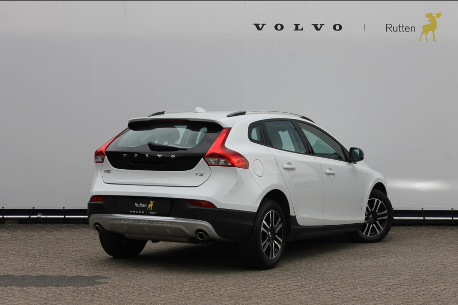 Volvo V40 Cross Country 1.5 T3 Edition+