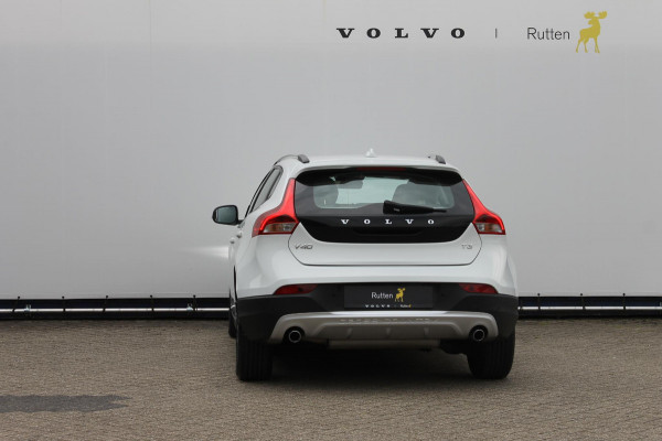 Volvo V40 Cross Country 1.5 T3 Edition+