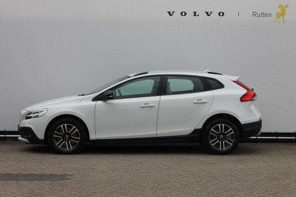 Volvo V40 Cross Country 1.5 T3 Edition+