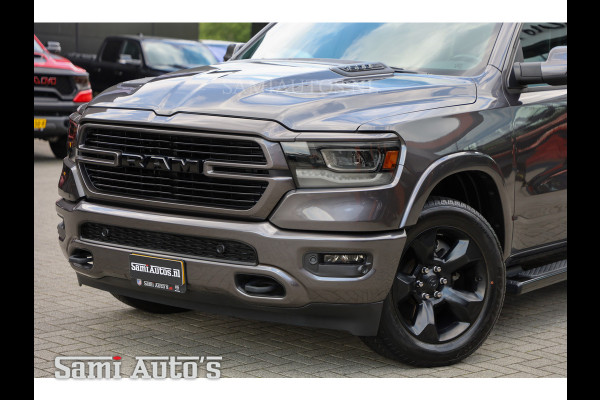 Dodge Ram 1500 SPORT NIGHT | 5.7 V8 4X4 HEMI 401PK | EERSTE EIGENAAR | GRANITE CRYSTAL | DUBBELE CABINE | CREWCAB | GRIJSKENTEKEN | 5 PERSOONS |